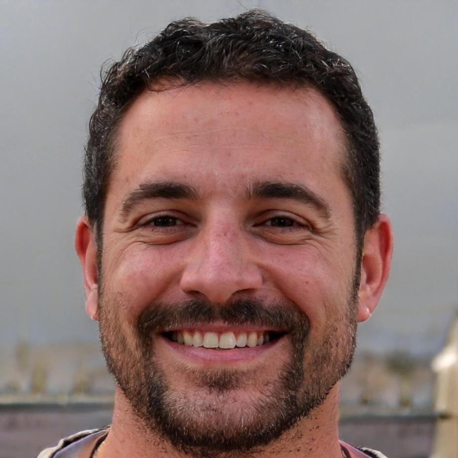 Portrait of Finnegan Kearney, Senior Investment Advisor